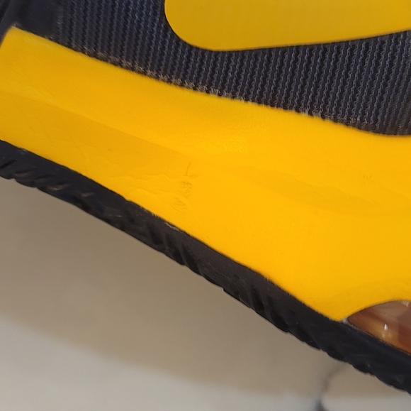 Nike Air Max Impact 4 Wmns 7 Youth 5.5 Gently Used Fast Shipper - Picture 10 of 10